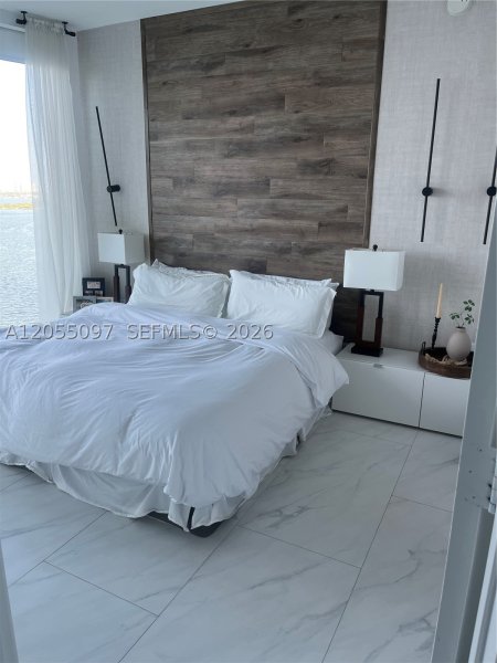 Apartment for rent at Biscayne Beach 1006
