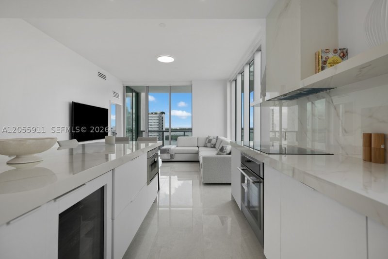 Comprar apartamento en Eloquence on the Bay 1208