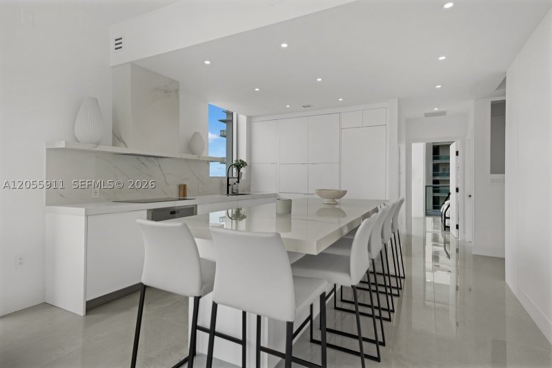 Comprar apartamento en Eloquence on the Bay 1208
