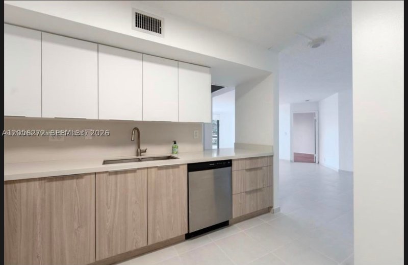 Aluguel de apartamento no Mystic Pointe 200 304
