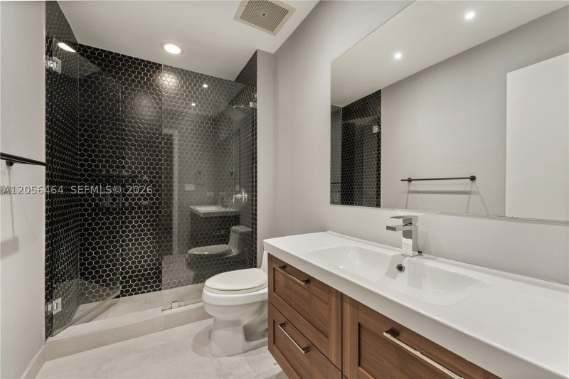 Aluguel de apartamento no Midtown Miami 2 H2302