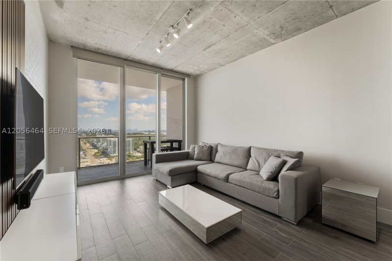 Aluguel de apartamento no Midtown Miami 2 H2302