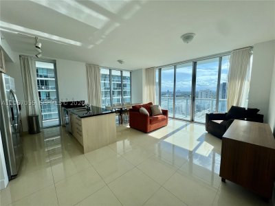 Axis on Brickell North Tower Apt #1914
