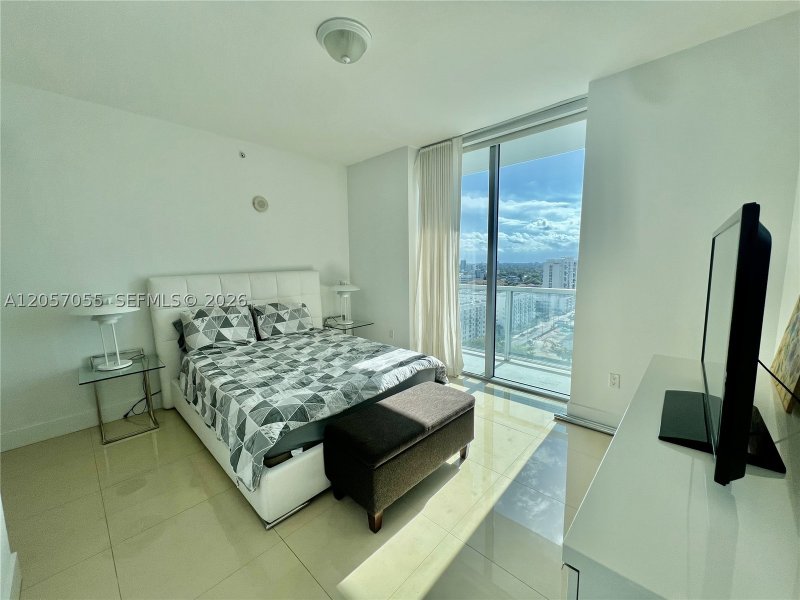Apartment for rent at Axis on Brickell North Tower 1914