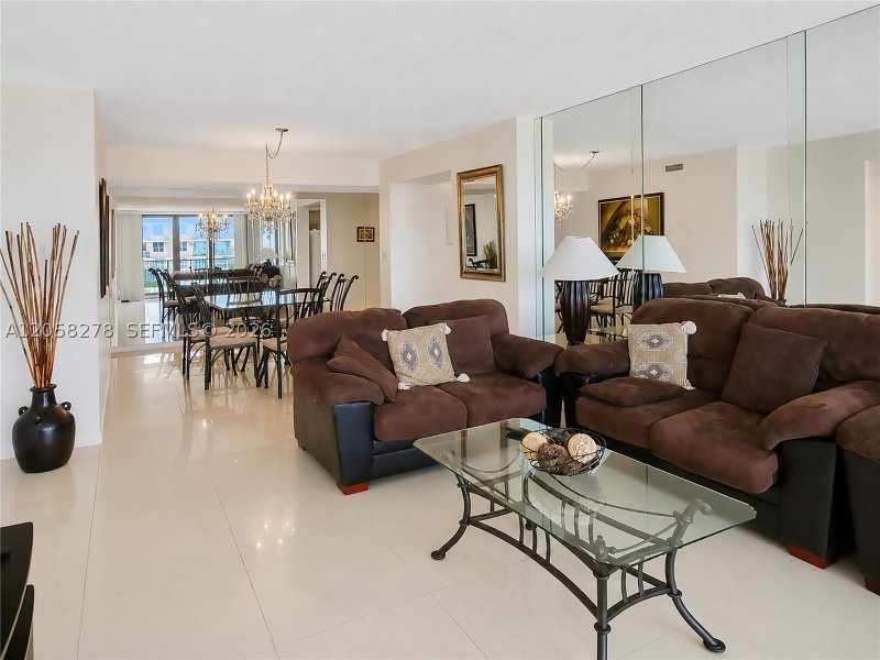 Apartment for rent at Britannia at Quadomain 1007