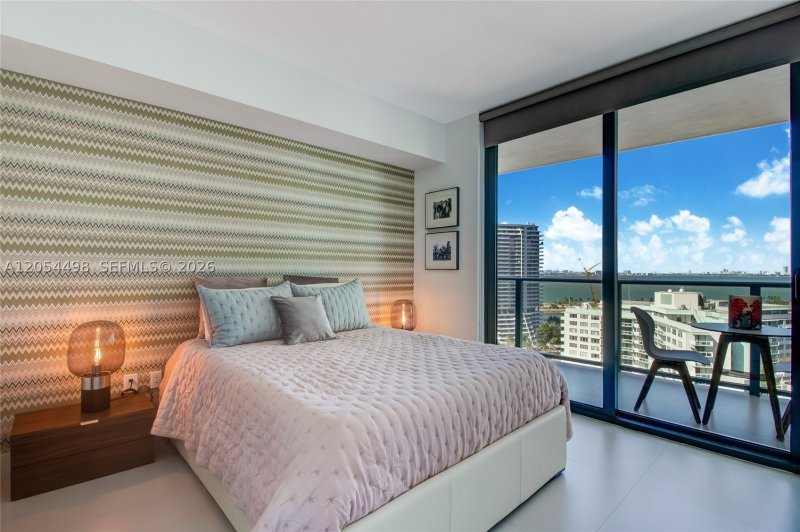 Condo for sale at Paraiso Bayviews 1502