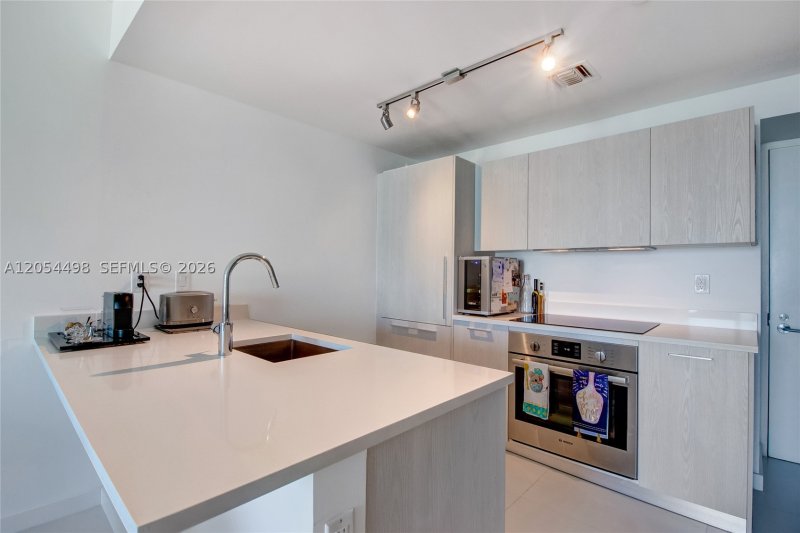 Condo for sale at Paraiso Bayviews 1502