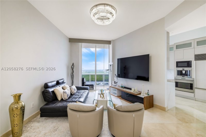 Apartment for rent at Trump Tower One 3505