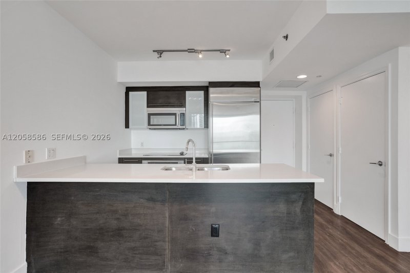 Comprar apartamento no 500 Brickell West Tower 3604