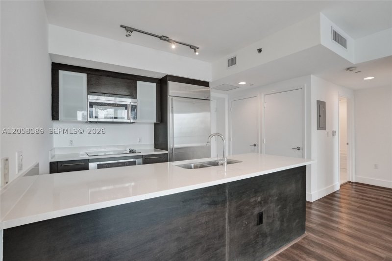 Comprar apartamento no 500 Brickell West Tower 3604