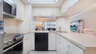 Property photo # 8