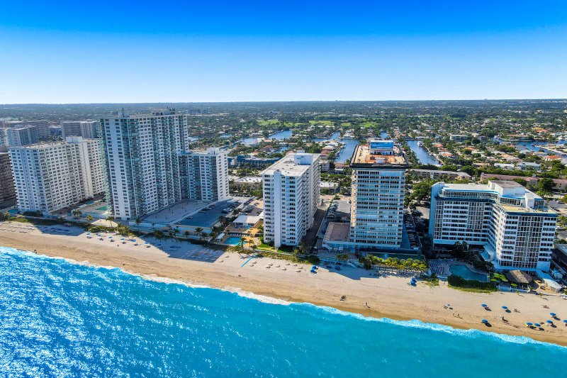 Ocean Summit Apt #1514