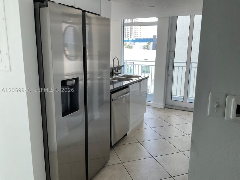 Alquiler de apartamento en Ocean Blue 1008