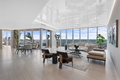 Paramount Miami WorldCenter Apt #PH4912