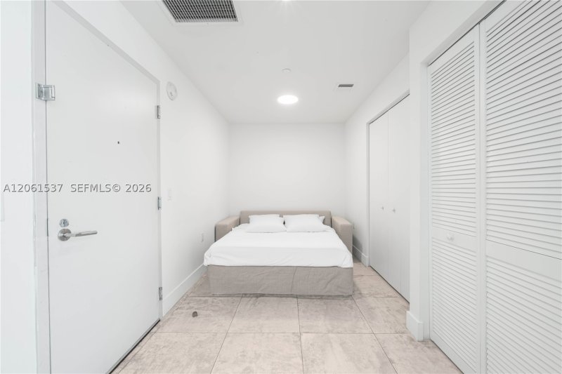 Condo for sale at Smart Brickell Residences 2103