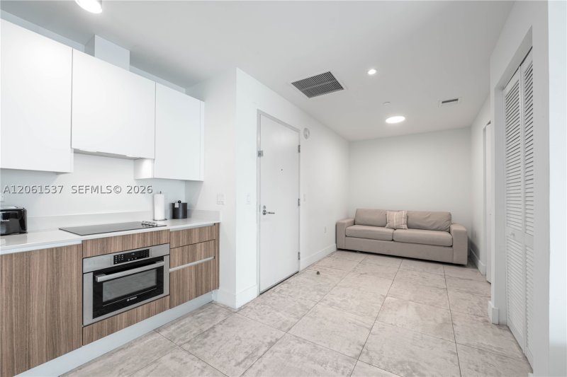 Condo for sale at Smart Brickell Residences 2103