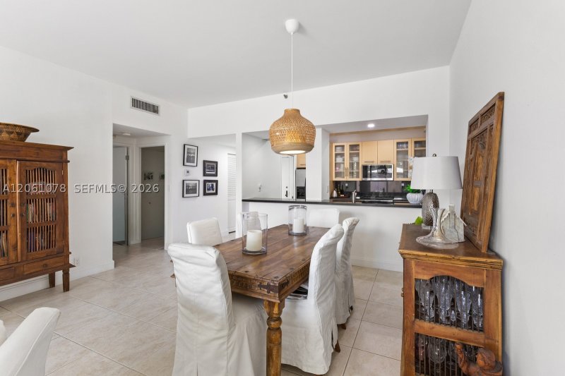 Alquiler de apartamento en Key Colony III Emerald Bay 127