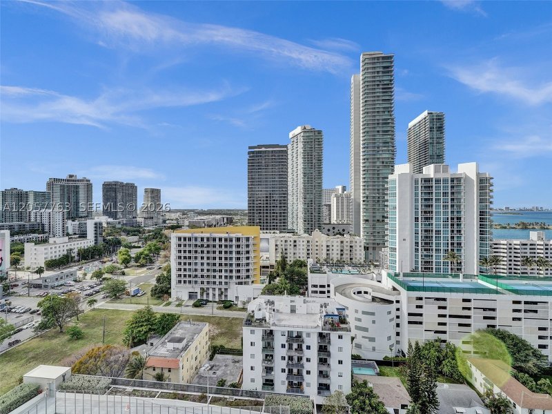Apartment for rent at Icon Bay 1701