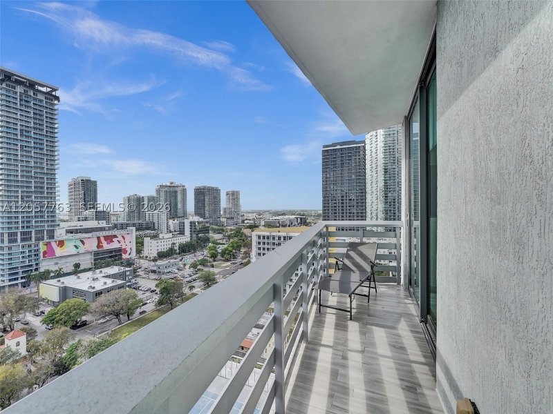 Apartment for rent at Icon Bay 1701