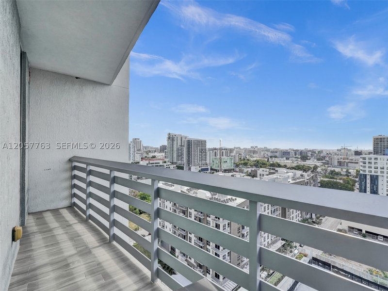 Apartment for rent at Icon Bay 1701