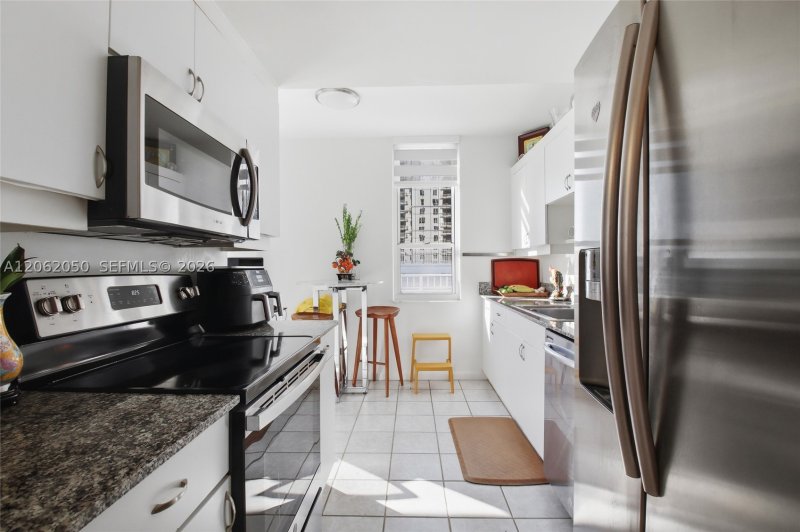 Comprar apartamento no Courvoisier Courts 610