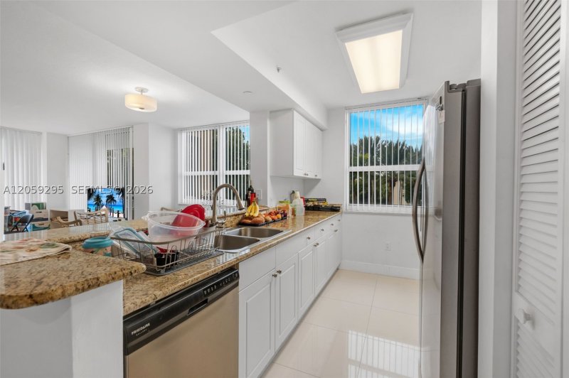 Property photo # 9