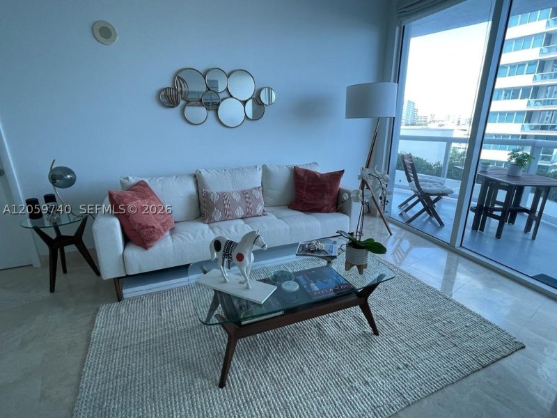 Comprar apartamento no Bel Aire 710