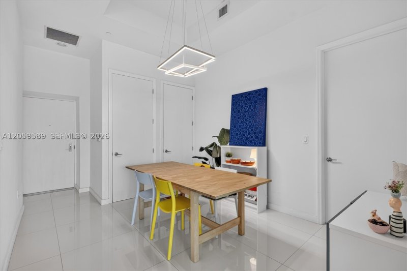 Comprar apartamento no 500 Brickell East Tower 1100