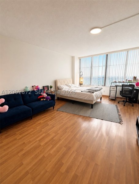 Condo for sale at Olympus Towers 1207