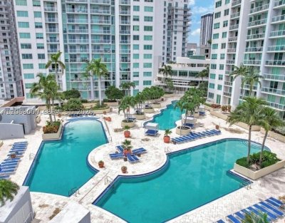 Vizcayne Everglades On The Bay Apt #440