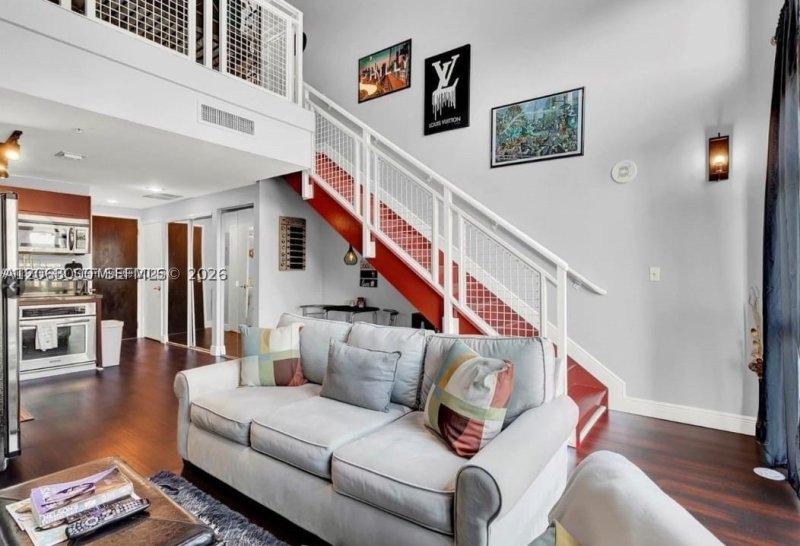 Property photo # 4
