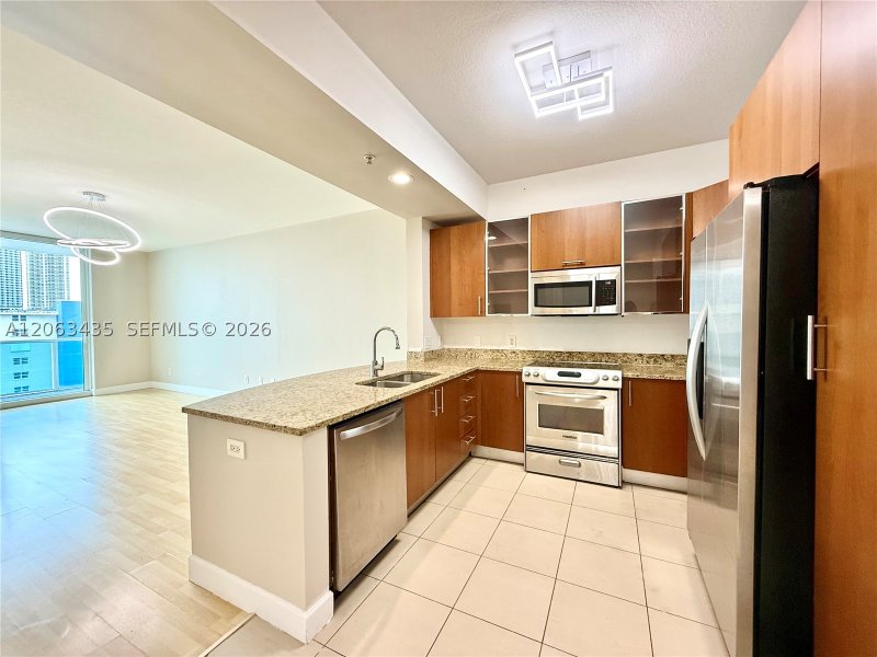Apartment for rent at Ocean Marine Yacht Club 710