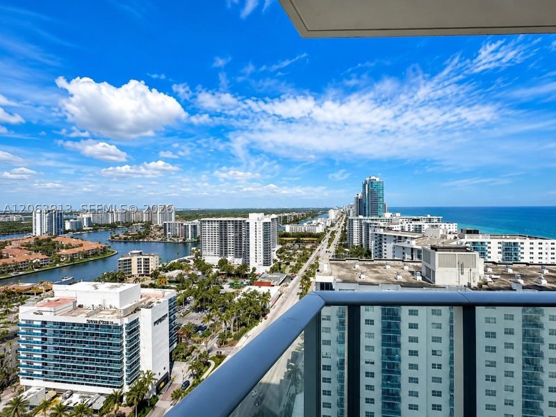 Apartment for rent at Hyde Beach Resort Hollywood 1812
