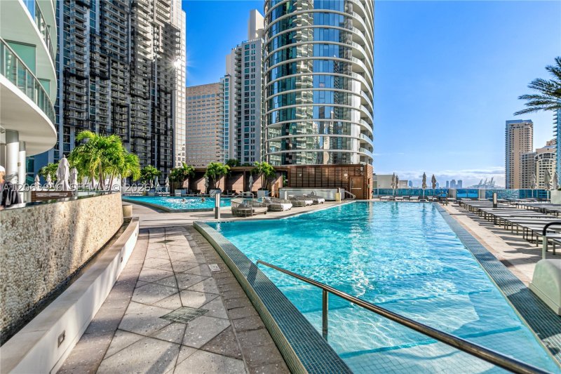 Comprar apartamento no Epic Miami 503