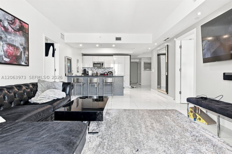 Property photo # 10