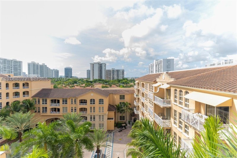 Comprar apartamento en Alaqua 710