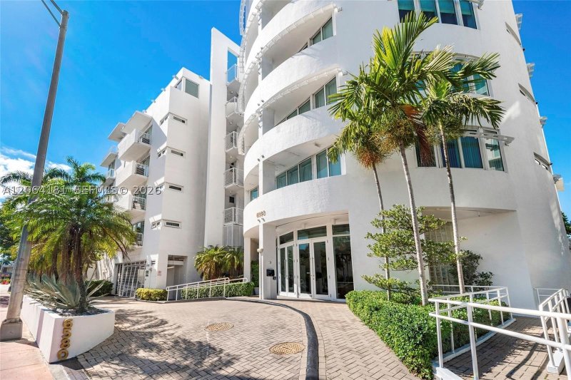 Apartment for rent at Regatta at Indian 510