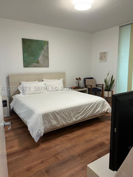 Aluguel de apartamento no Avenue on Brickell 1060 Tower 2717