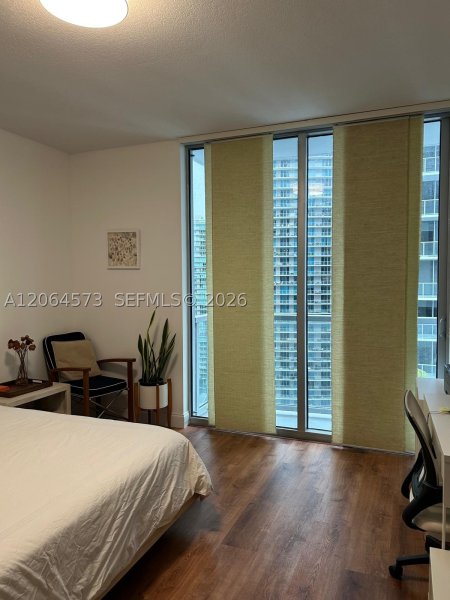 Aluguel de apartamento no Avenue on Brickell 1060 Tower 2717