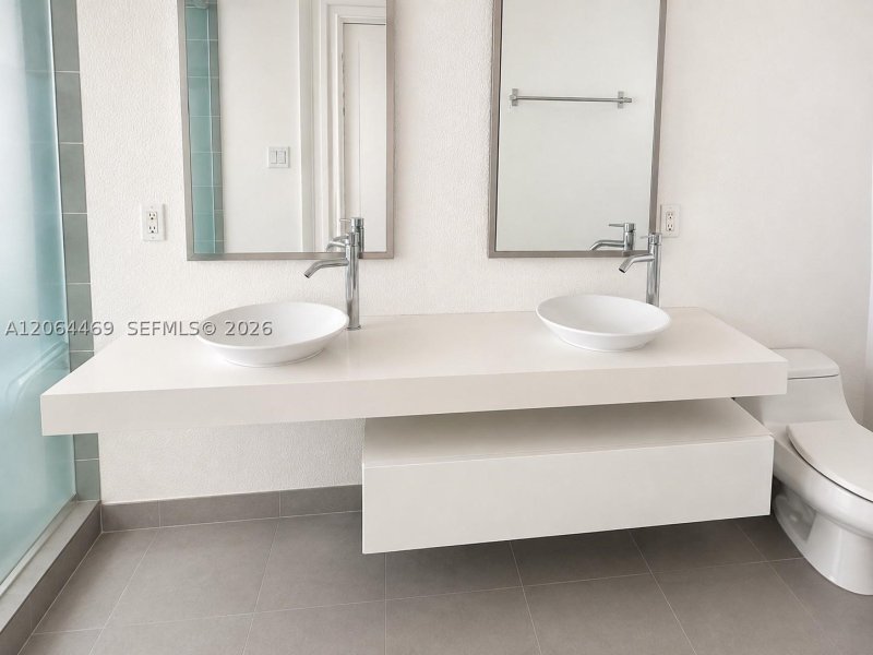 Comprar apartamento no Mint at Riverfront 1210
