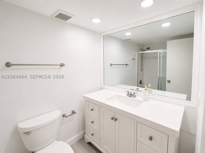 Alquiler de apartamento en Winston Towers 510