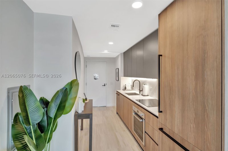 Comprar apartamento no 72 Park Miami Beach 808