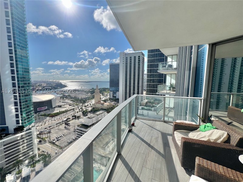 Alquiler de apartamento en Paramount Miami WorldCenter 2605