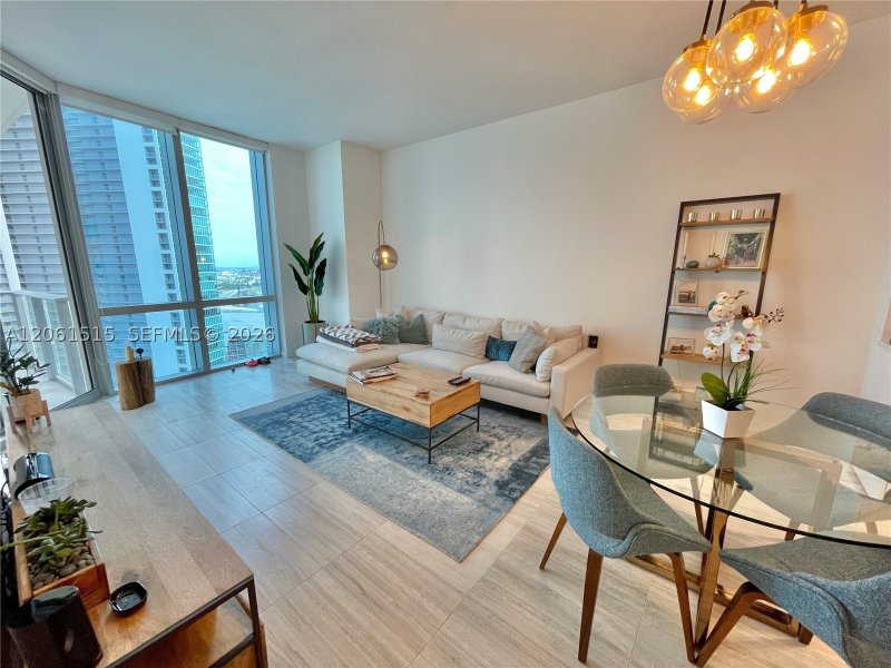 Alquiler de apartamento en Paramount Miami WorldCenter 2605