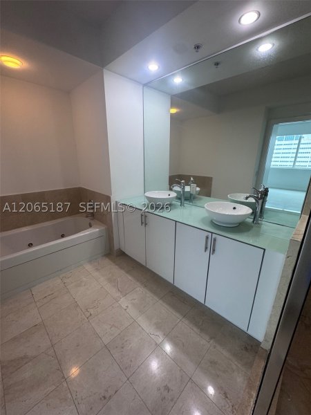 Condo for sale at Strada 315 1905