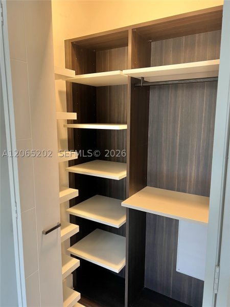Alquiler de apartamento en Merrick Manor 210