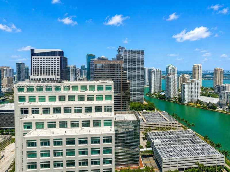 Comprar apartamento no The Plaza Tower I 3904