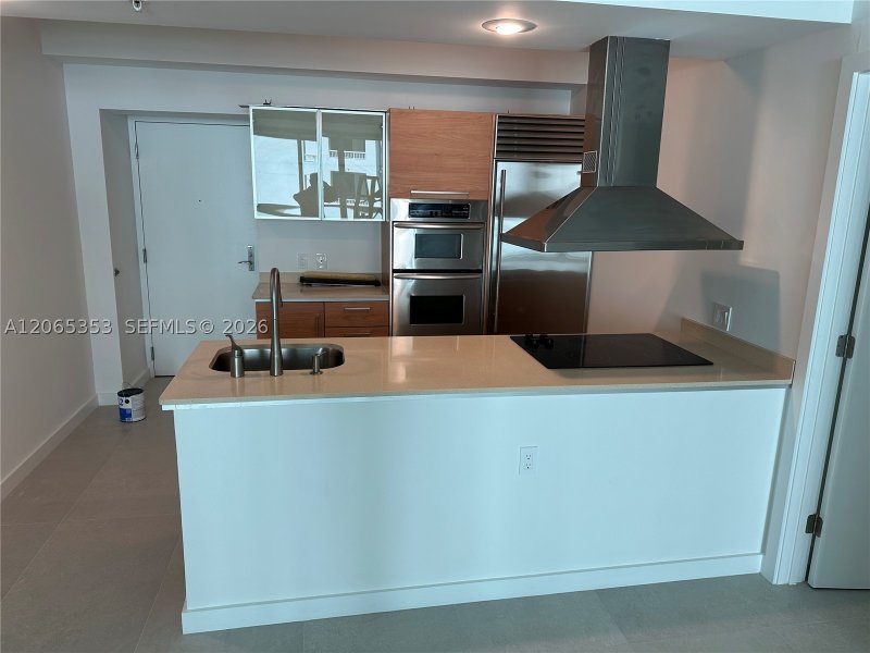 Emerald Brickell Apt #1908