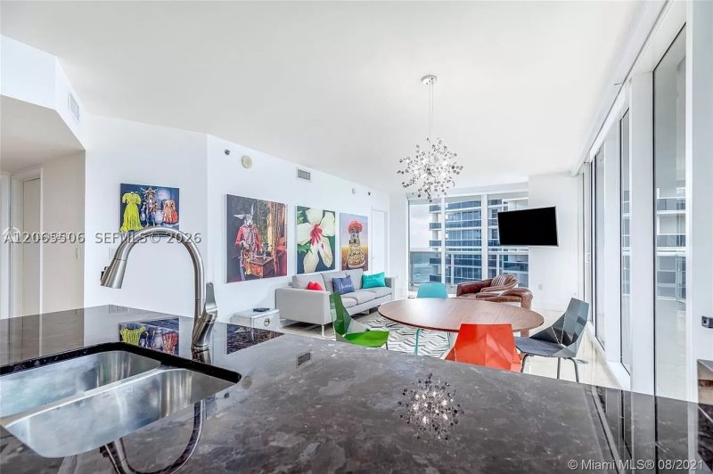 Aluguel de apartamento no Beach Club Two 1606