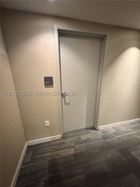 Aluguel de apartamento no Brickell Ten 607
